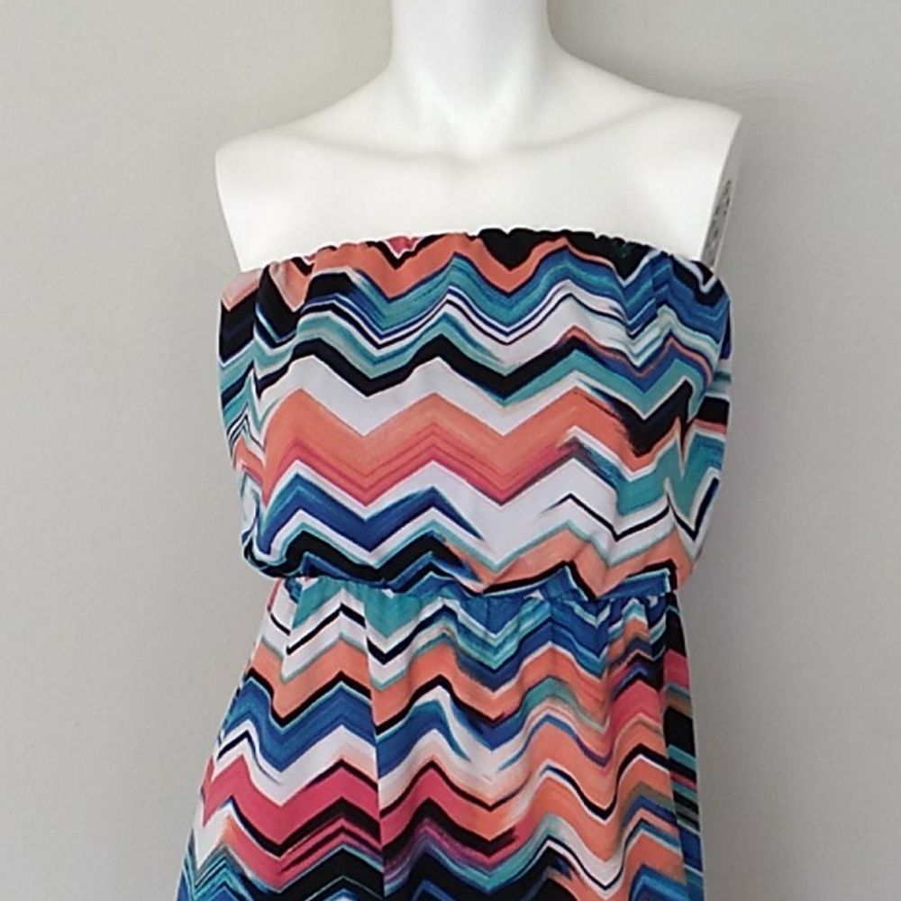 Lipstick Strapless Multicolor Dress. Size S/M - Picture 2 of 7